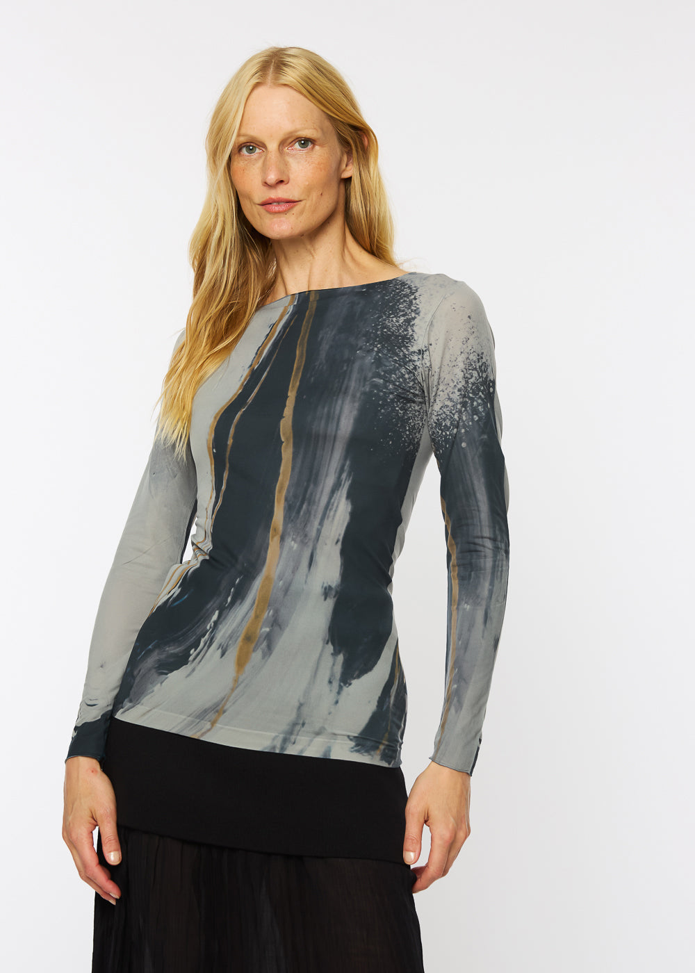 Momentum Raw Edge Second Skin Top