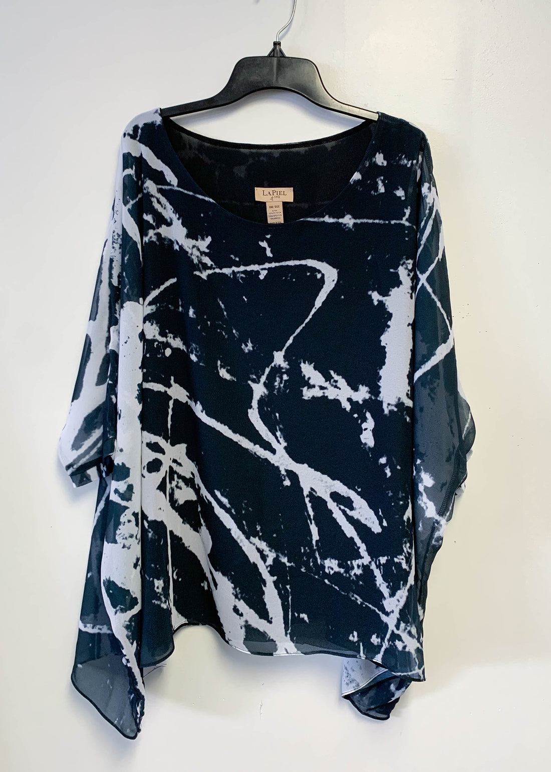 Capri Poncho in Rearrange