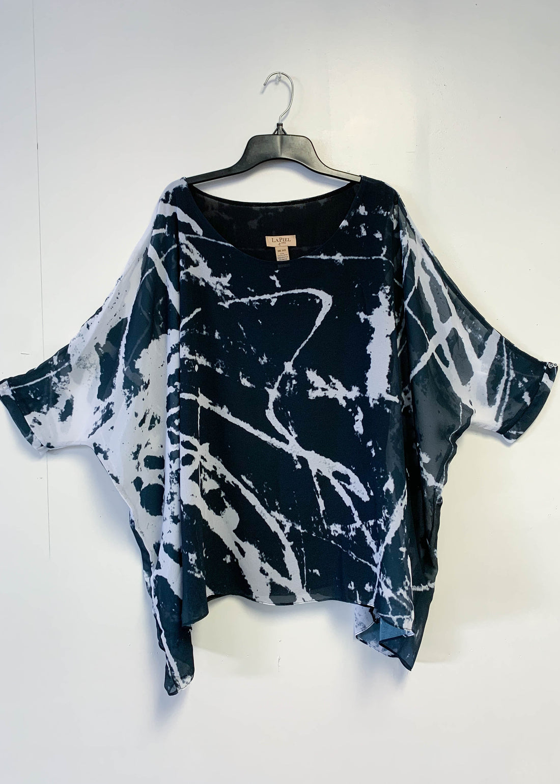 Capri Poncho in Rearrange