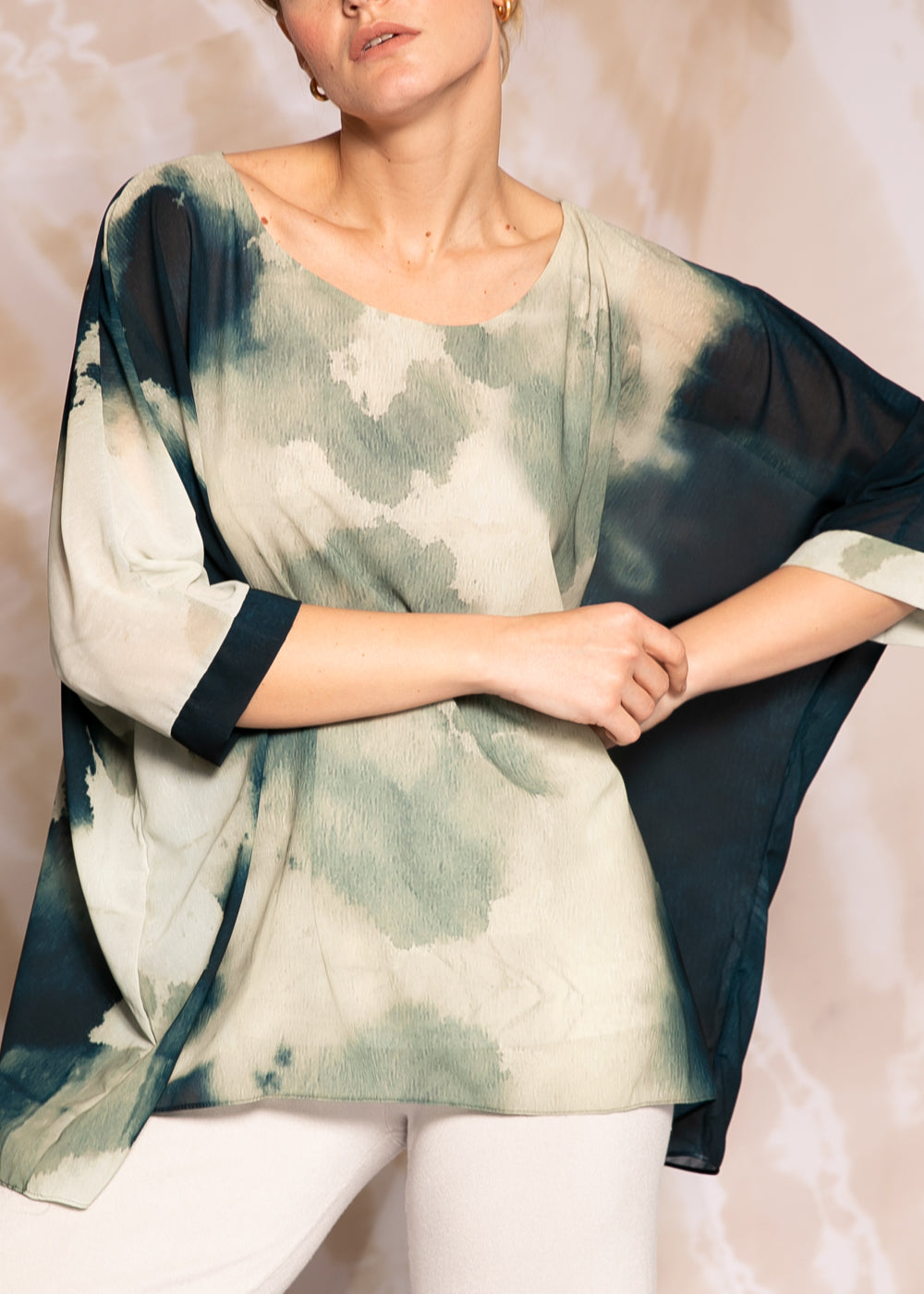 Capri Poncho in Desert Ombre