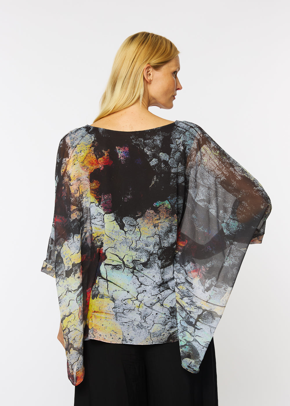 Capri Poncho in Obsidian