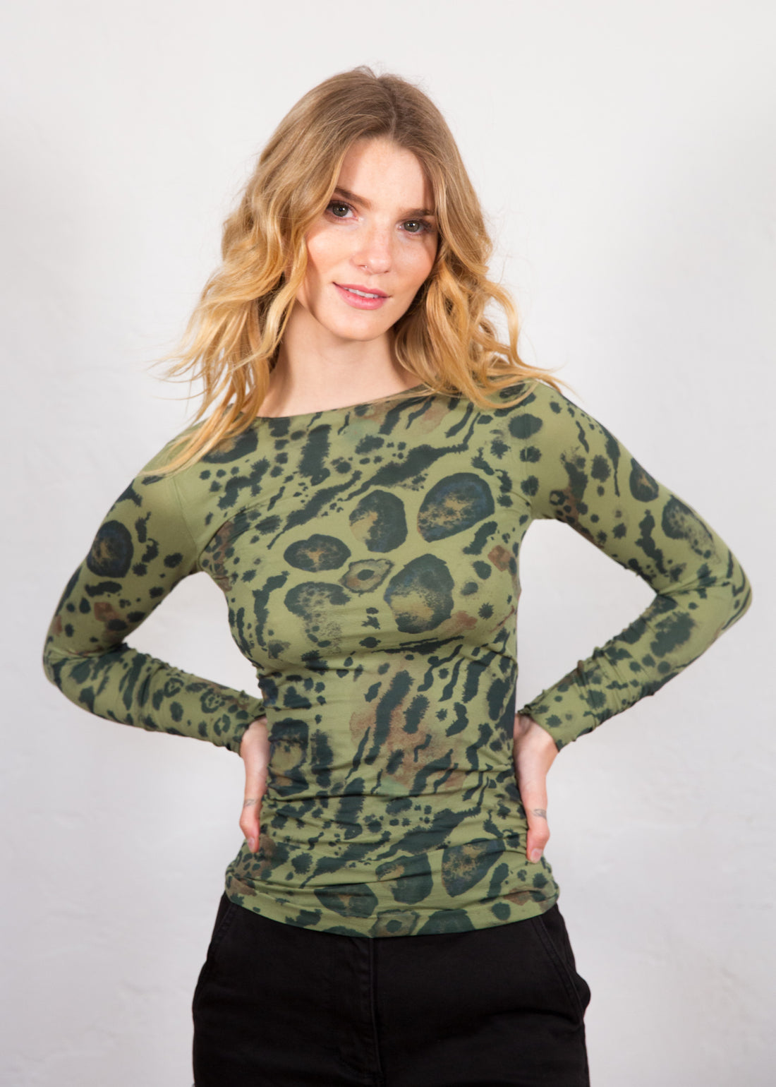 Nomad Raw Edge Second Skin Top